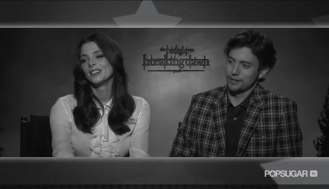 Ashley-Greene-dot-nl_BreakingDawnInterview-PopSugarTV0008.jpg