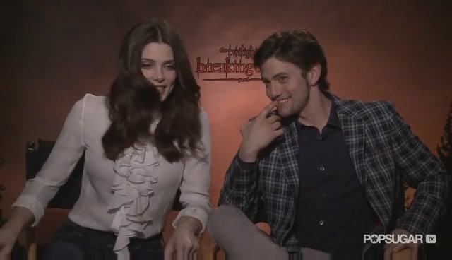 Ashley-Greene-dot-nl_BreakingDawnInterview-PopSugarTV0039.jpg