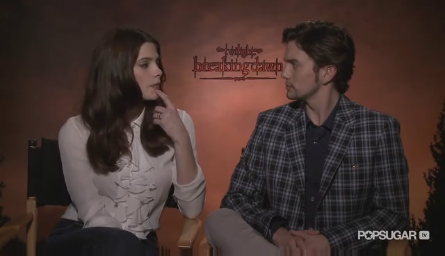 Ashley-Greene-dot-nl_BreakingDawnInterview-PopSugarTV0093.jpg