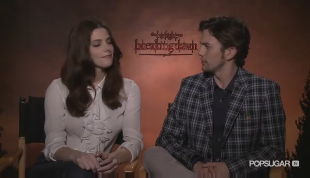 Ashley-Greene-dot-nl_BreakingDawnInterview-PopSugarTV0118.jpg