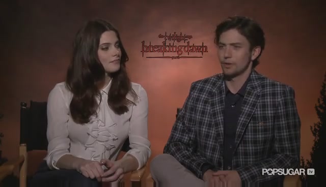 Ashley-Greene-dot-nl_BreakingDawnInterview-PopSugarTV0119.jpg