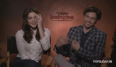 Ashley-Greene-dot-nl_BreakingDawnInterview-PopSugarTV0049.jpg