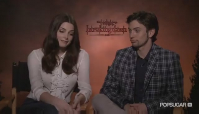 Ashley-Greene-dot-nl_BreakingDawnInterview-PopSugarTV0112.jpg