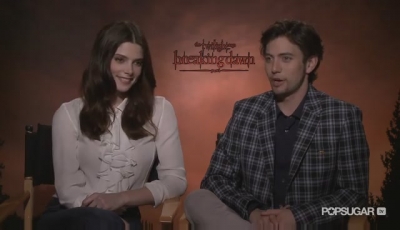 Ashley-Greene-dot-nl_BreakingDawnInterview-PopSugarTV0126.jpg