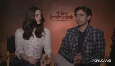 Ashley-Greene-dot-nl_BreakingDawnInterview-PopSugarTV0133.jpg