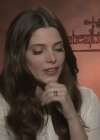 Ashley-Greene-dot-nl_BreakingDawnInterview-PopSugarTV0054.jpg