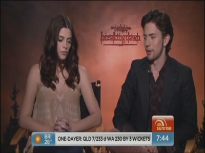 Ashley-Greene-dot-nl_BreakingDawnInterview-SunriseAustralia0028.jpg