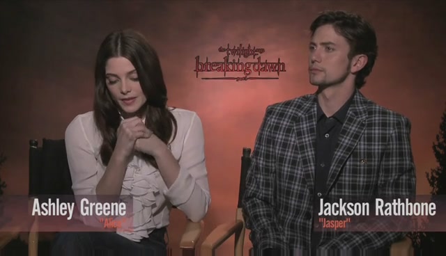 Ashley-Greene-dot-nl_BreakingDawnInterview-TeenCom0001.jpg