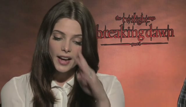 Ashley-Greene-dot-nl_BreakingDawnInterview-TeenCom0012.jpg Ashley-Greene-dot-nl_BreakingDawnInterview-TeenCom0012.jpg