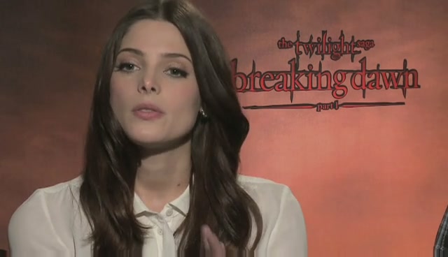 Ashley-Greene-dot-nl_BreakingDawnInterview-TeenCom0013.jpg Ashley-Greene-dot-nl_BreakingDawnInterview-TeenCom0013.jpg