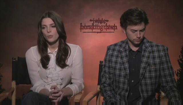 Ashley-Greene-dot-nl_BreakingDawnInterview-TeenCom0021.jpg Ashley-Greene-dot-nl_BreakingDawnInterview-TeenCom0021.jpg
