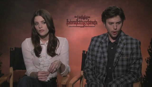 Ashley-Greene-dot-nl_BreakingDawnInterview-TeenCom0023.jpg Ashley-Greene-dot-nl_BreakingDawnInterview-TeenCom0023.jpg