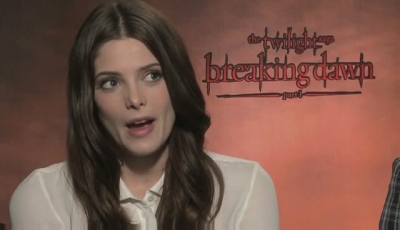 Ashley-Greene-dot-nl_BreakingDawnInterview-TeenCom0016.jpg