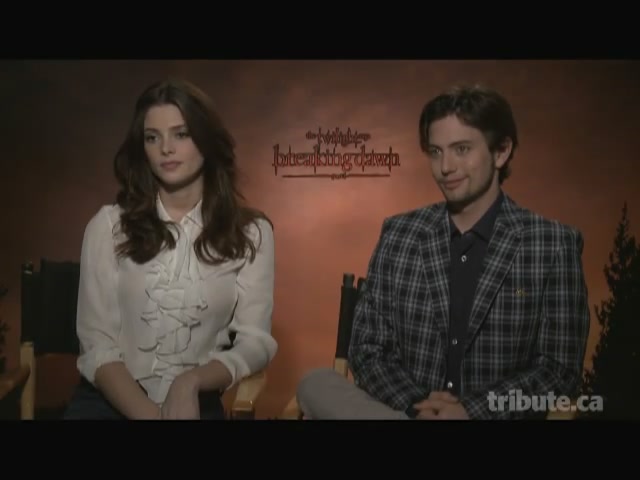 Ashley-Greene-dot-nl_BreakingDawnInterview-TributeMovies0001.jpg