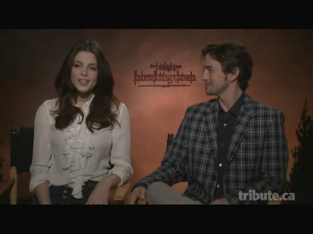Ashley-Greene-dot-nl_BreakingDawnInterview-TributeMovies0054.jpg