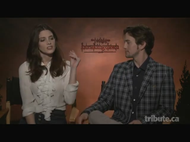 Ashley-Greene-dot-nl_BreakingDawnInterview-TributeMovies0088.jpg