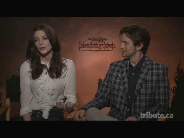 Ashley-Greene-dot-nl_BreakingDawnInterview-TributeMovies0103.jpg
