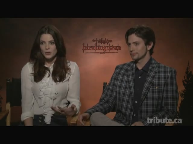 Ashley-Greene-dot-nl_BreakingDawnInterview-TributeMovies0105.jpg