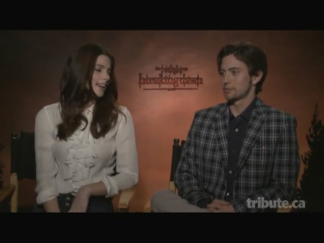 Ashley-Greene-dot-nl_BreakingDawnInterview-TributeMovies0126.jpg