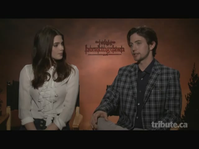 Ashley-Greene-dot-nl_BreakingDawnInterview-TributeMovies0175.jpg