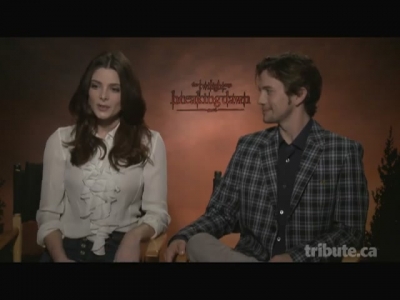 Ashley-Greene-dot-nl_BreakingDawnInterview-TributeMovies0055.jpg