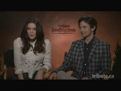 Ashley-Greene-dot-nl_BreakingDawnInterview-TributeMovies0057.jpg