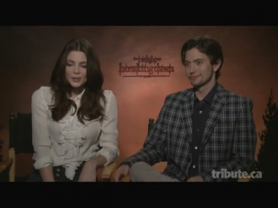 Ashley-Greene-dot-nl_BreakingDawnInterview-TributeMovies0059.jpg