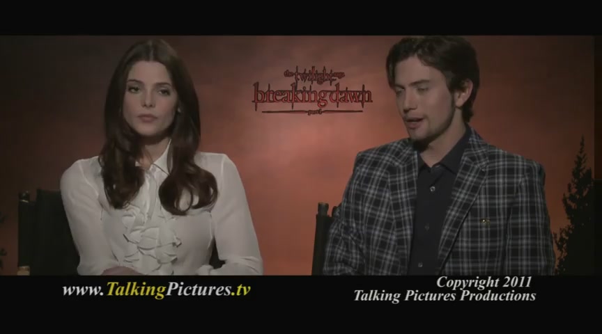 Ashley-Greene-dot-nl_BreakingDawnInterview-TvsTalkingPictures0131.jpg