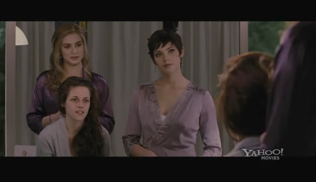 Ashley-Greene-dot-nl_BreakingDawnInterview-Yahoo0010.jpg