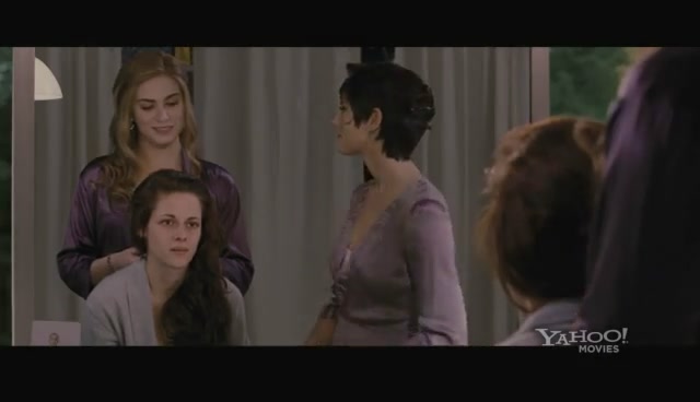 Ashley-Greene-dot-nl_BreakingDawnInterview-Yahoo0011.jpg