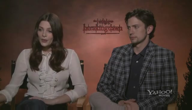 Ashley-Greene-dot-nl_BreakingDawnInterview-Yahoo0017.jpg