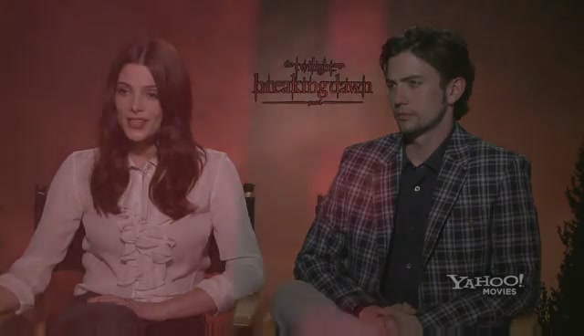 Ashley-Greene-dot-nl_BreakingDawnInterview-Yahoo0018.jpg