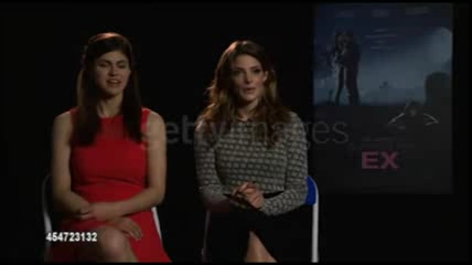 Ashley-Greene-dot-nl_BuryingTheEx-GettyImages-interview0003.jpg