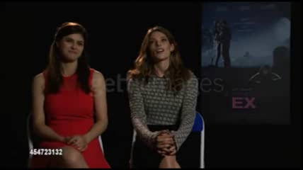 Ashley-Greene-dot-nl_BuryingTheEx-GettyImages-interview0034.jpg