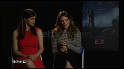 Ashley-Greene-dot-nl_BuryingTheEx-GettyImages-interview0067.jpg