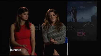 Ashley-Greene-dot-nl_BuryingTheEx-GettyImages-interview0085.jpg