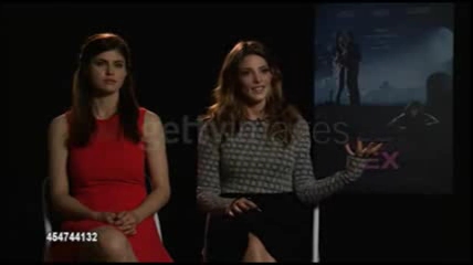 Ashley-Greene-dot-nl_BuryingTheEx-GettyImages-interview0095.jpg