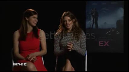 Ashley-Greene-dot-nl_BuryingTheEx-GettyImages-interview0117.jpg