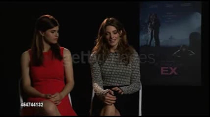 Ashley-Greene-dot-nl_BuryingTheEx-GettyImages-interview0132.jpg