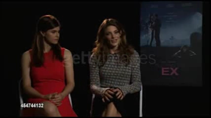 Ashley-Greene-dot-nl_BuryingTheEx-GettyImages-interview0139.jpg