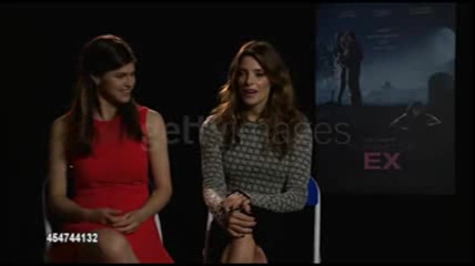 Ashley-Greene-dot-nl_BuryingTheEx-GettyImages-interview0143.jpg