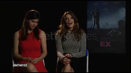 Ashley-Greene-dot-nl_BuryingTheEx-GettyImages-interview0150.jpg