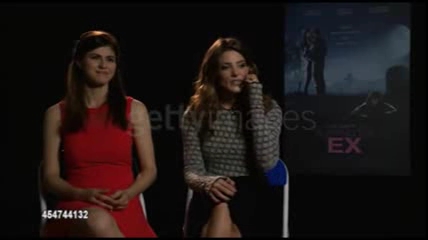 Ashley-Greene-dot-nl_BuryingTheEx-GettyImages-interview0170.jpg