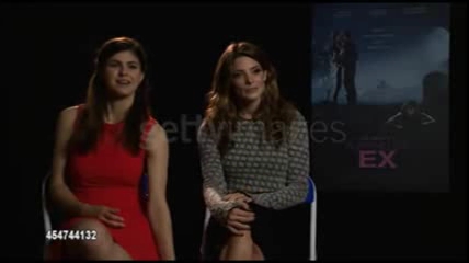 Ashley-Greene-dot-nl_BuryingTheEx-GettyImages-interview0174.jpg