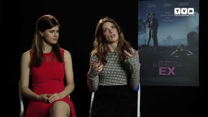 Ashley-Greene-dot-nl_BuryingTheEx-televisionet-interview0030.jpg