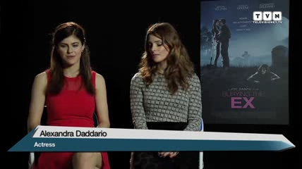 Ashley-Greene-dot-nl_BuryingTheEx-televisionet-interview0054.jpg