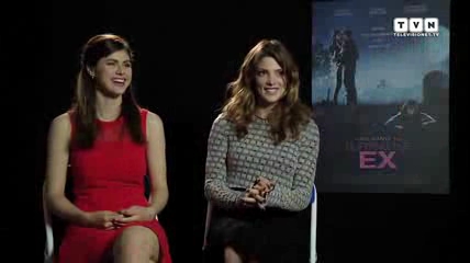 Ashley-Greene-dot-nl_BuryingTheEx-televisionet-interview0074.jpg
