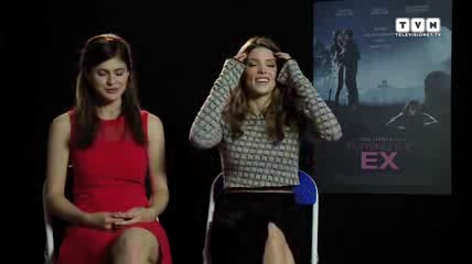 Ashley-Greene-dot-nl_BuryingTheEx-televisionet-interview0076.jpg