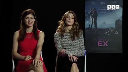 Ashley-Greene-dot-nl_BuryingTheEx-televisionet-interview0108.jpg