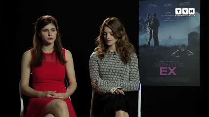 Ashley-Greene-dot-nl_BuryingTheEx-televisionet-interview0165.jpg